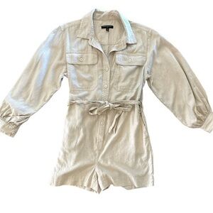 NWOT Banana Republic Petite Linen Blend Cream Long Sleeve Romper Size S